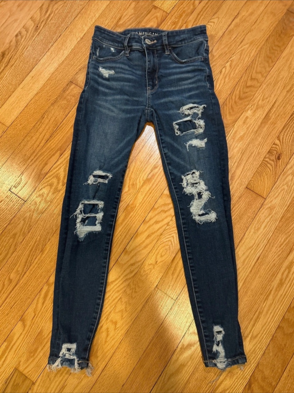 American Eagle Next Level Stretch Distressed Skinny Jeans in Blue size 2 regular